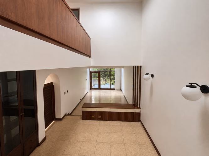 Casa ubicado en condominio en pinares Curridabat.