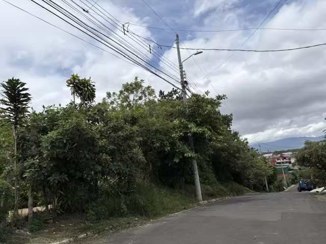 TERRENO AMPLIO!!! SAN RAFAEL HEREDIA - Imagen 2