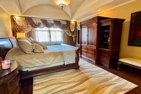 Casa tipo Colonial con Piscina en Condominio en Santo Domingo de Heredia - Imagen 10