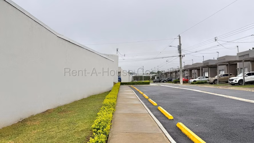 Hermosa Casa en Condominio | San Antonio,  Alajuela