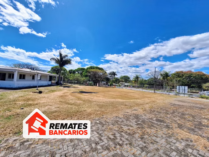 Lote Comercial en Venta, El Coyol, Alajuela , Remate