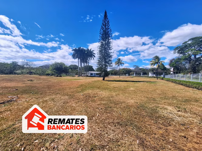 Lote Comercial en Venta, El Coyol, Alajuela , Remate
