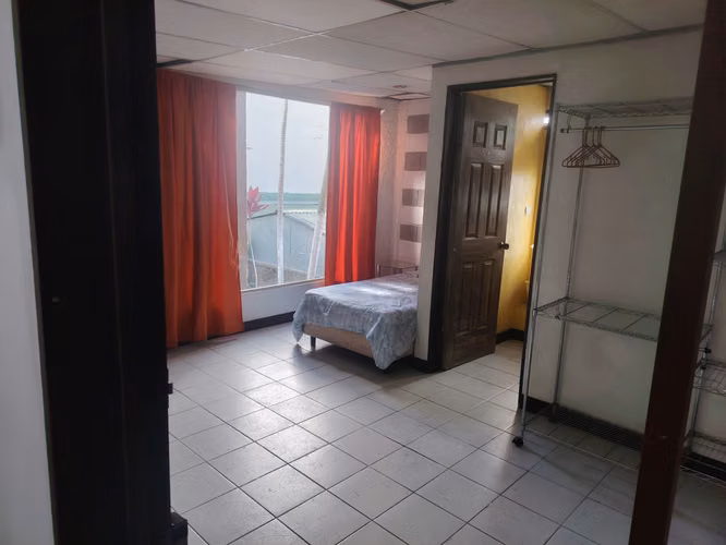 Habitaciones y apartamentos
