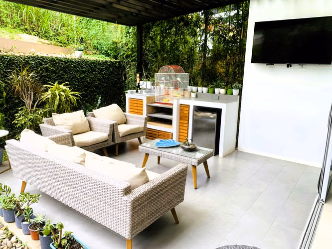 SE ALQUILA. Casa contemporanea. Escazú AV - Imagen 10