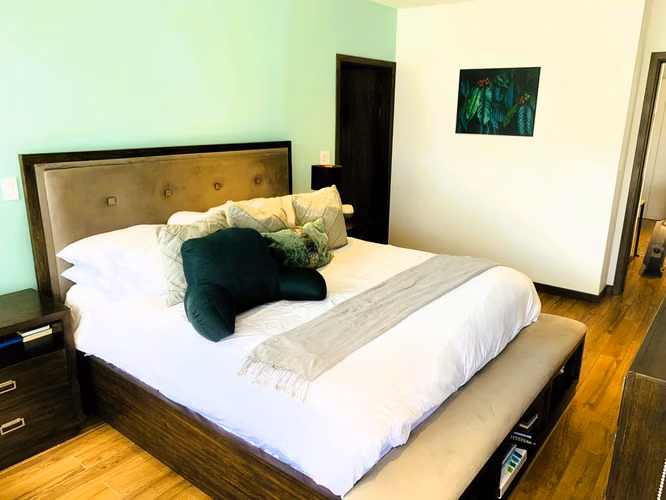 SE ALQUILA. Casa contemporanea. Escazú AV - Imagen 16