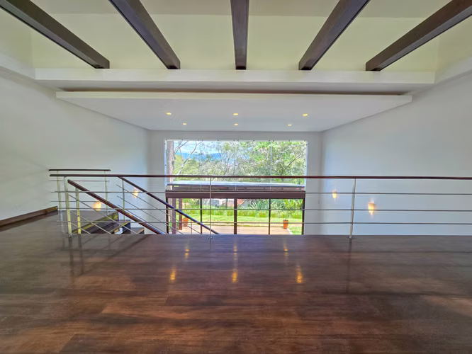 Lujosa Casa Contemporánea en Residencial Montaña del Sol / Santa Ana / 420 m² / Lote 1.577 m² - Imagen 4