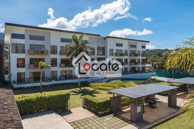 Apartamento en venta, moderno y dentro de un resort! Santa Ana - Imagen 13