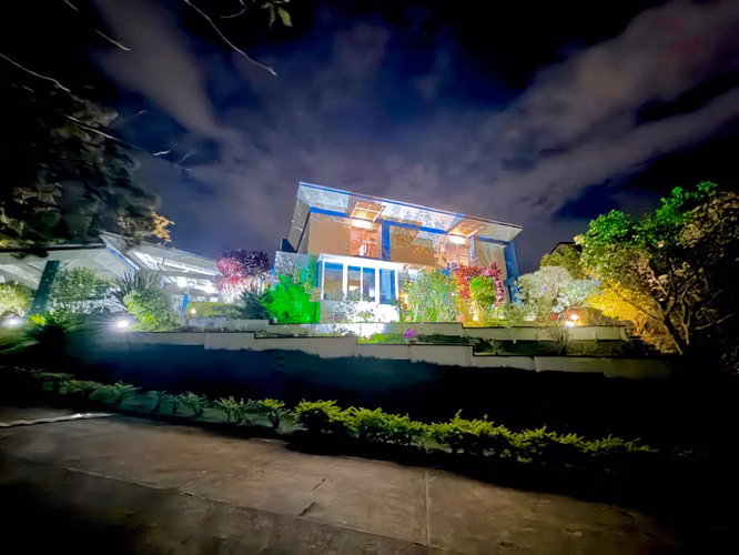 Casa remodelada 2026 con vista al bosque. 4 parqueos. San Jerónimo, Moravia