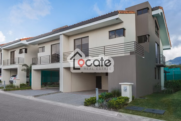 Casa en venta, con 4 habitaciones, Condominio, Santa Ana - Imagen 13