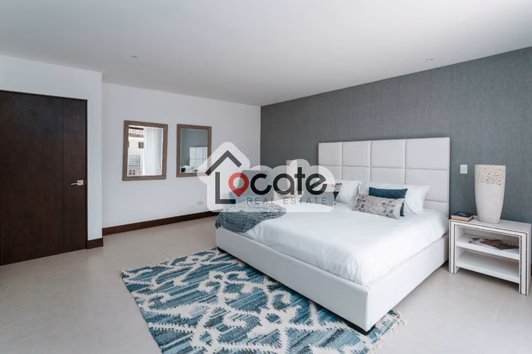 Casa en venta, con 4 habitaciones, Condominio, Santa Ana - Imagen 5