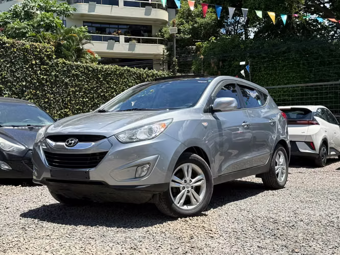 HYUNDAI   TUCSON  2012 FINANCIADO - Imagen 3
