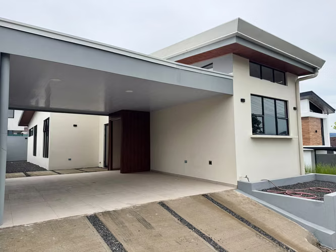 Moderna Casa en venta Grecia
