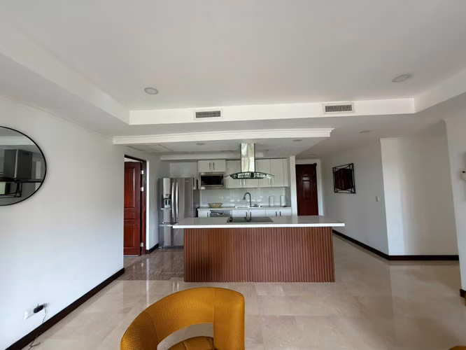 Apartamento de lujo en venta en El Cortijo, Escazú – Amoblado y remodelado