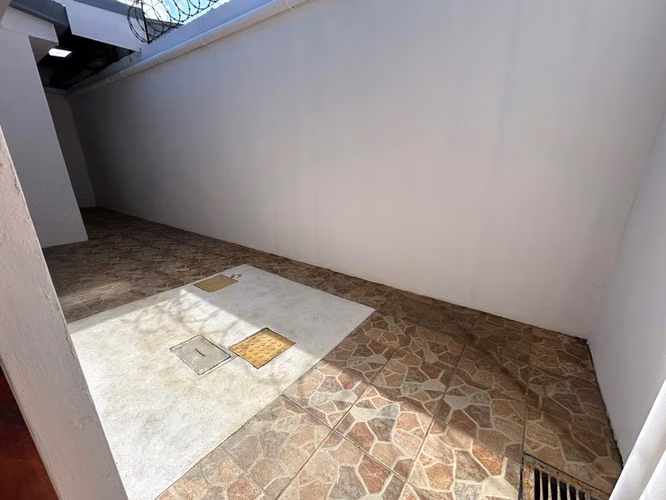 SE VENDE CASA EN RESIDENCIAL ESTANCIA ANTIGUA – TRES RÍOS CENTRO
