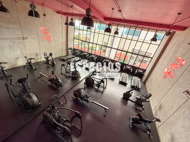 VENTA DE APARTAMENTO TOTALMENTE AMUEBLADO EN LA SABANA