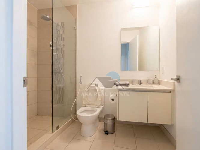 Apartamento remodelado con gran terraza en Escazú Village - Imagen 7
