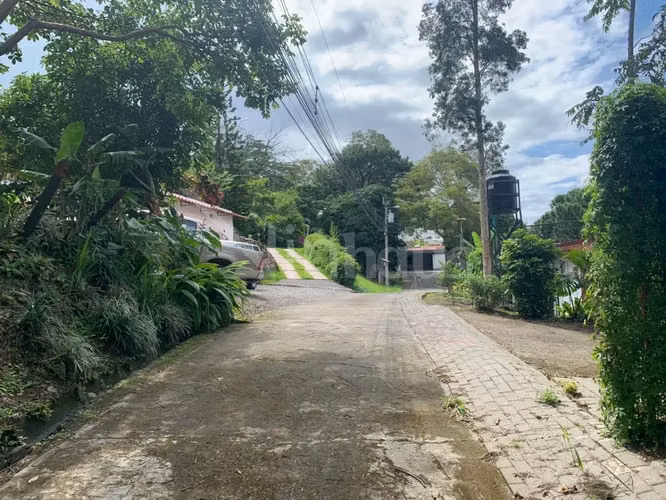 Venta de lote plano con vistas en Santa Ana - Imagen 6