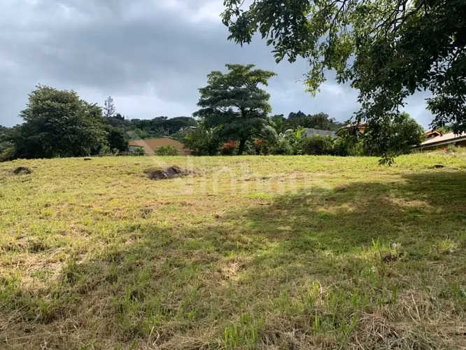 Venta de lote plano con vistas en Santa Ana - Imagen 4