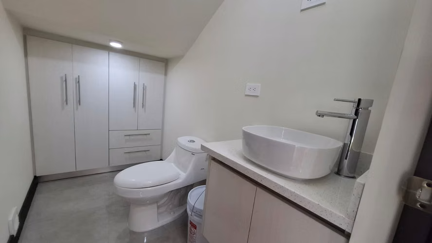 Venta de casa en Condominio, Tres Rios, Cartago 18148