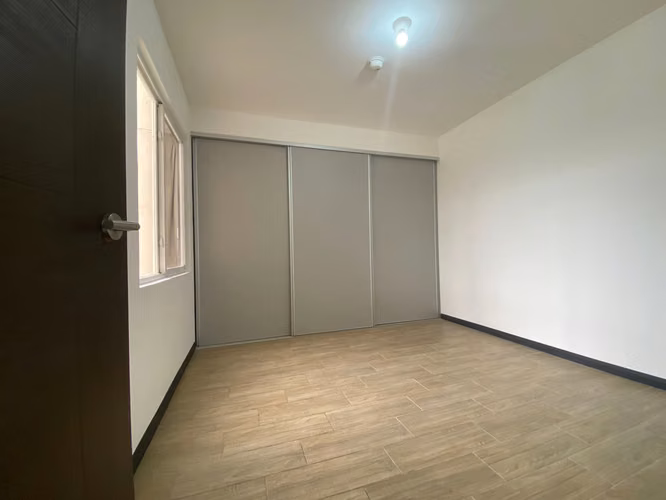 Alquilo apartamento en Cipreses de Granadilla