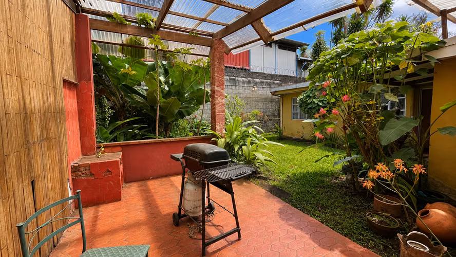 Venta  propiedad  Los Yoses uso de suelo mixto - Imagen 16