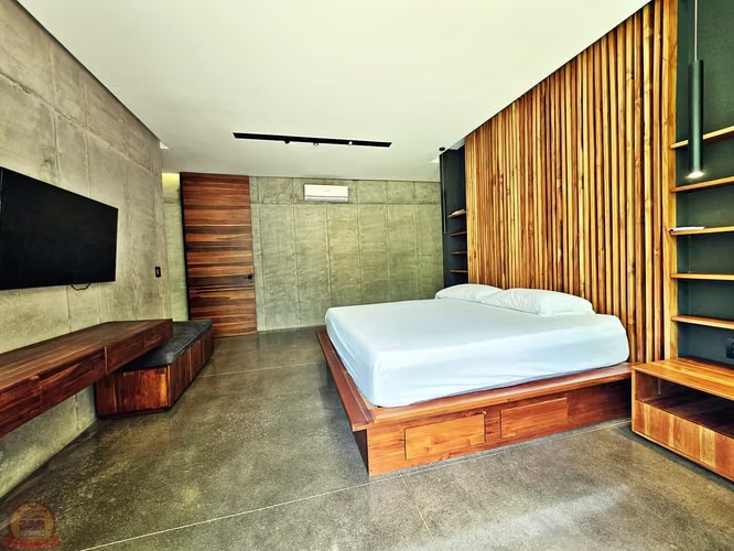 Casa Moderna de 1 Nivel 3habs+Serv en Escazú | 1.398m² | Diseño de Autor
