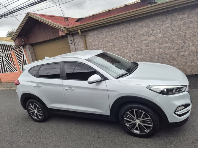 Hyundai tucson - Imagen 5