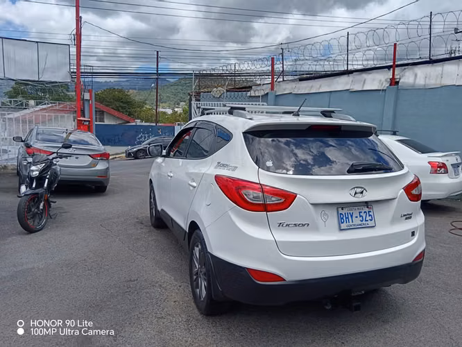 Hyundai tucson - Imagen 2