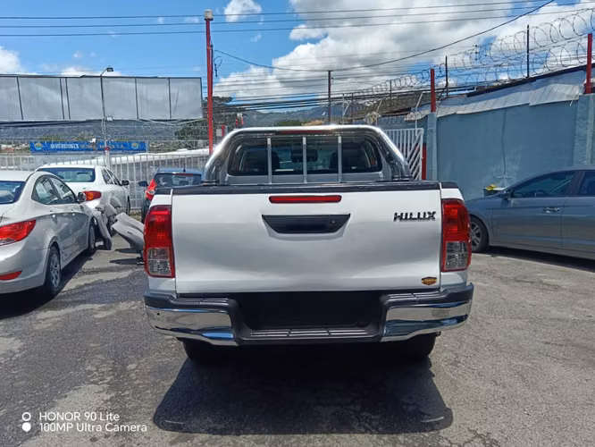 Toyota hilux - Imagen 19