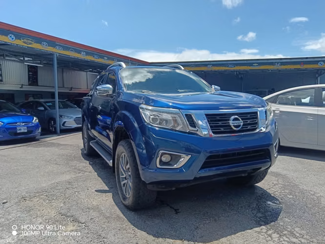 Nissan frontier NP300