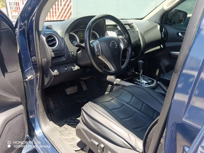 Nissan frontier NP300