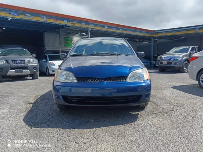 Toyota echo - Imagen 2