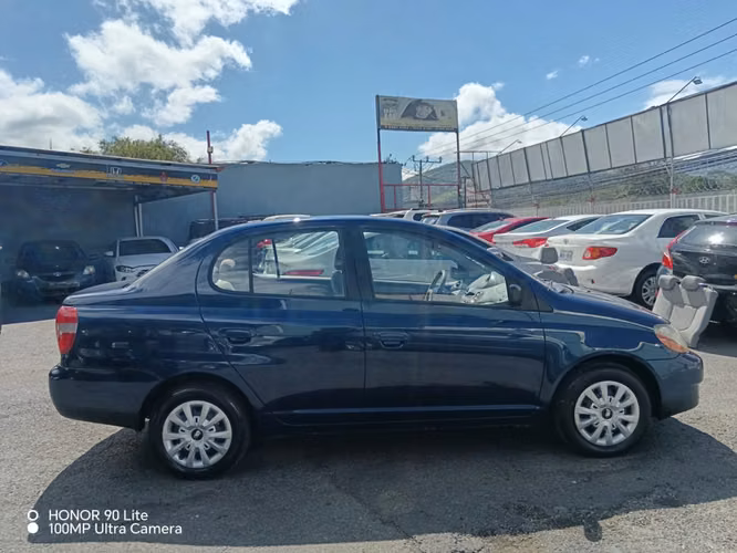 Toyota echo - Imagen 6