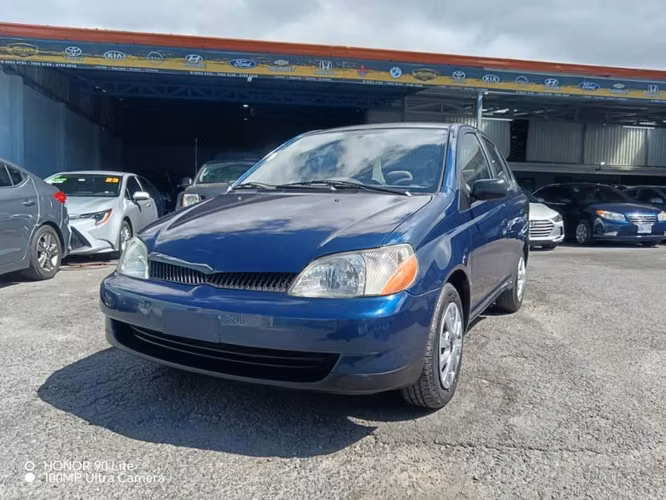 Toyota echo - Imagen 1