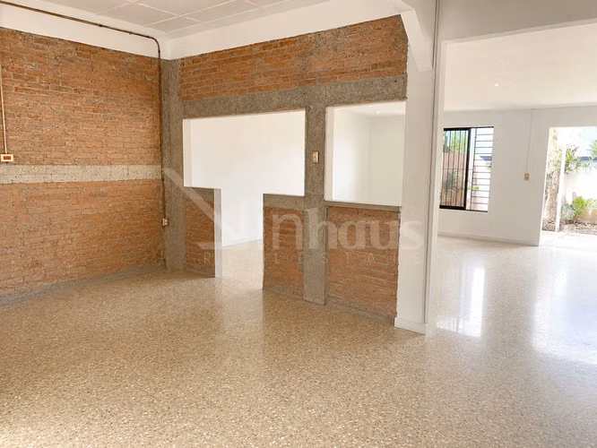 Alquiler de Casa Comercial en Barrio Escalante
