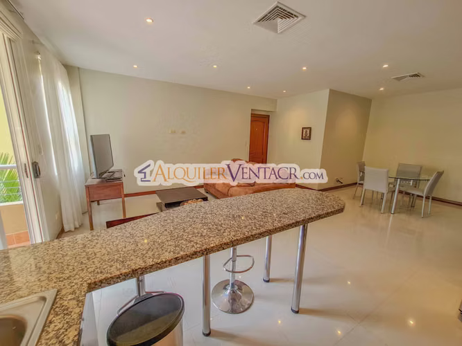 APARTAMENTO AMUEBLADO EN SAN RAFAEL DE ESCAZU CON BALCON Y AMENIDADES - Imagen 9