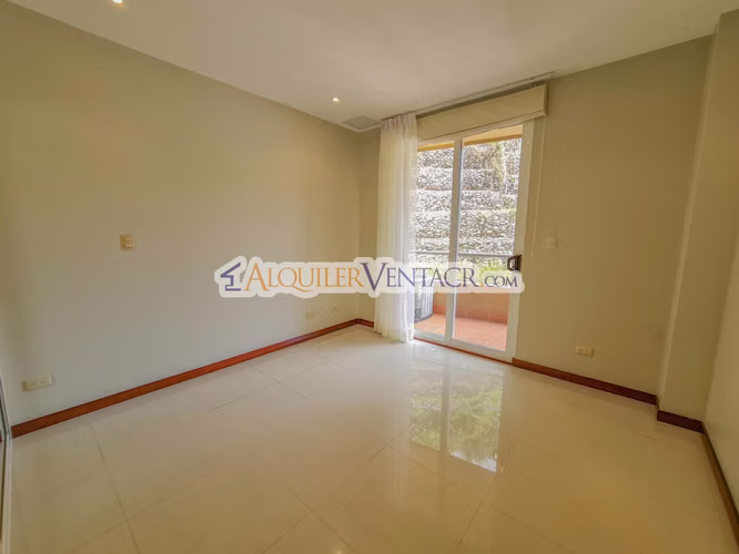APARTAMENTO AMUEBLADO EN SAN RAFAEL DE ESCAZU CON BALCON Y AMENIDADES - Imagen 11