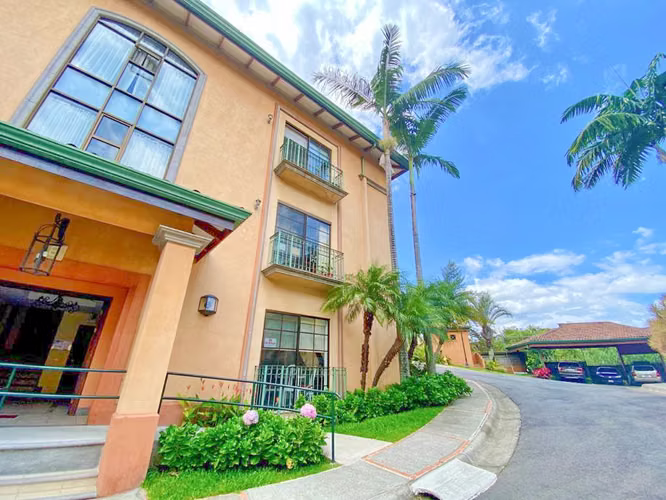 APARTAMENTO EN 1ER NIVEL EN SAN RAFAEL ESCAZU