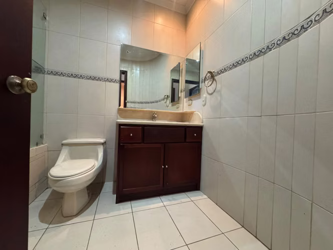 Apartamento en venta en Escazú! Excelente oportunidad