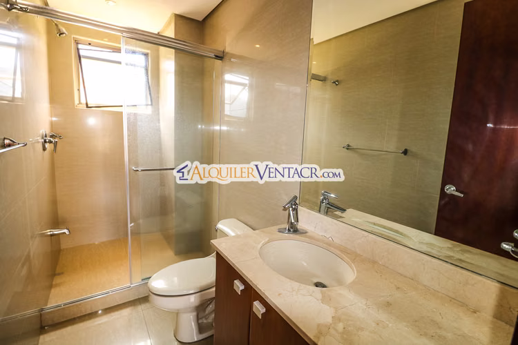 LUJOSO APARTAMENTO DE 324 M2 DE 4 HABIT. EN LOS LAURELES ESCAZU - Imagen 14