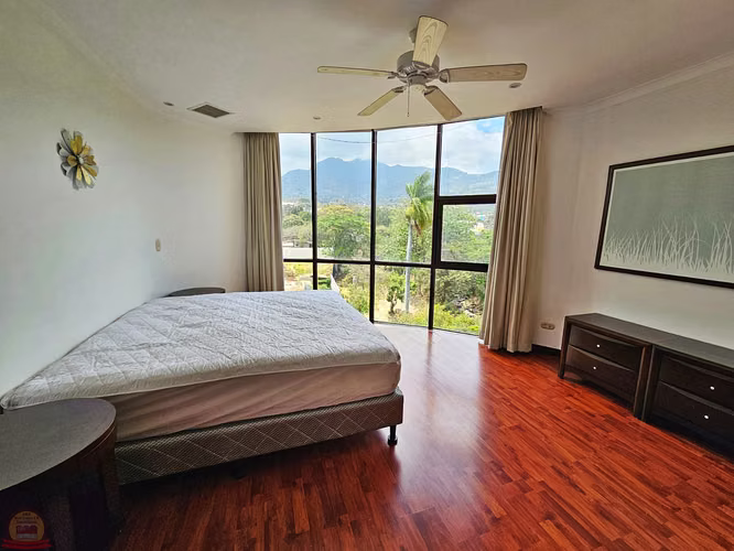 Exclusivo Apartamento 2 Hab en Riverside Escazú | Venta $295,000
