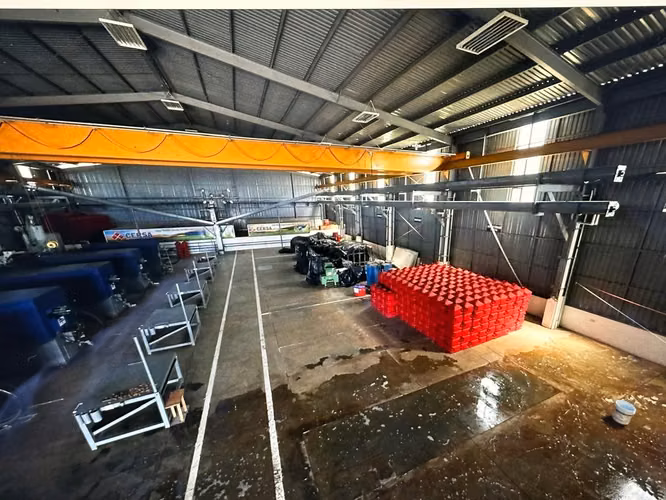 BODEGA INDUSTRIAL EN VENTA CON AMPLIO TERRENO EN SANTA BARBARA, HEREDIA - Imagen 5