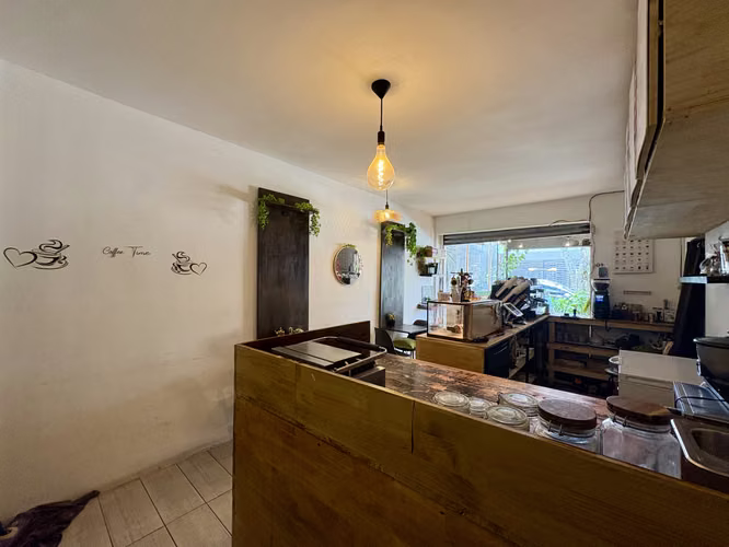 Local comercial en alquiler en Barrio Escalante – 22m² + Terraza – A Pasos del Parque de Francia - Imagen 5