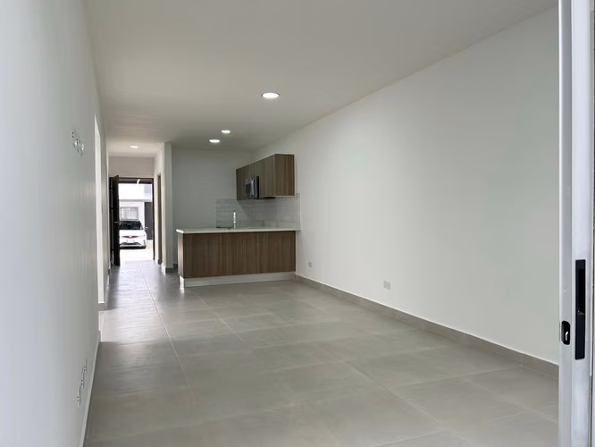 RESORT NAOS | SE ALQUILA CASA CON LINEA BLANCA EN CONDOMINIO SAN JOAQUIN HEREDIA