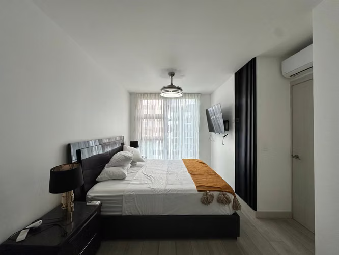Núcleo Sabana | Penthouse | 2 Hab | Piso 20 | Amueblado + Oficina