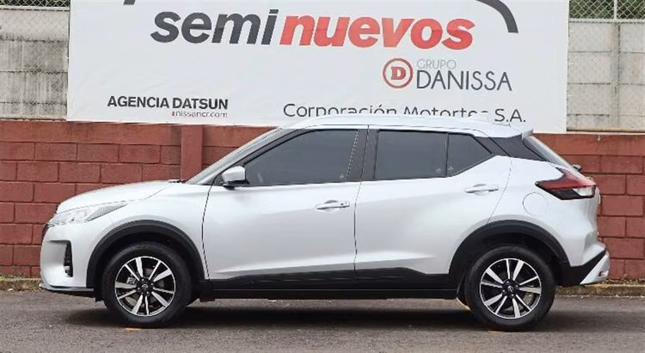 NISSAN KICKS 2025 MANUAL GASOLINA GRIS