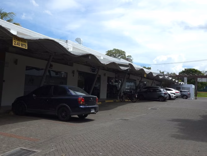 Invierta en una de las zonas con mayor crecimiento comercial de Costa Rica.