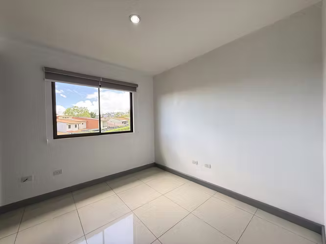 Alquiler de apartamento  en Condominio La Floresta | Concepción de Tres Ríos, 2do piso - Imagen 8