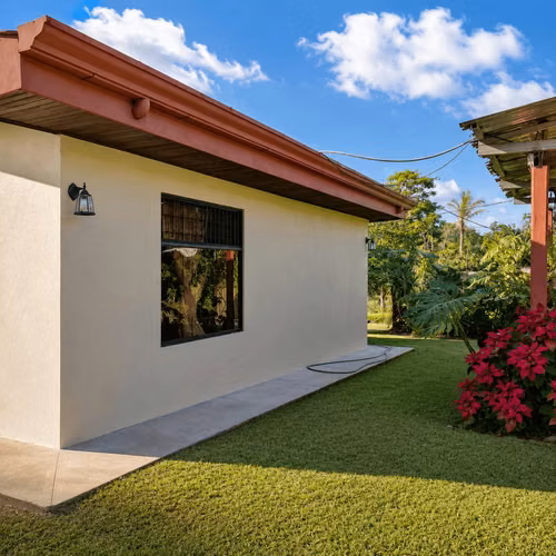 Casa en Venta en Bijagua Centro, Upala, 2 Habitaciones, Lote de 1.456 m² cerca de Río Celeste