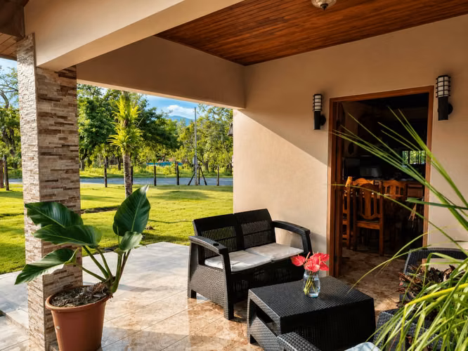 Casa en Venta en Bijagua Centro, Upala, 2 Habitaciones, Lote de 1.456 m² cerca de Río Celeste